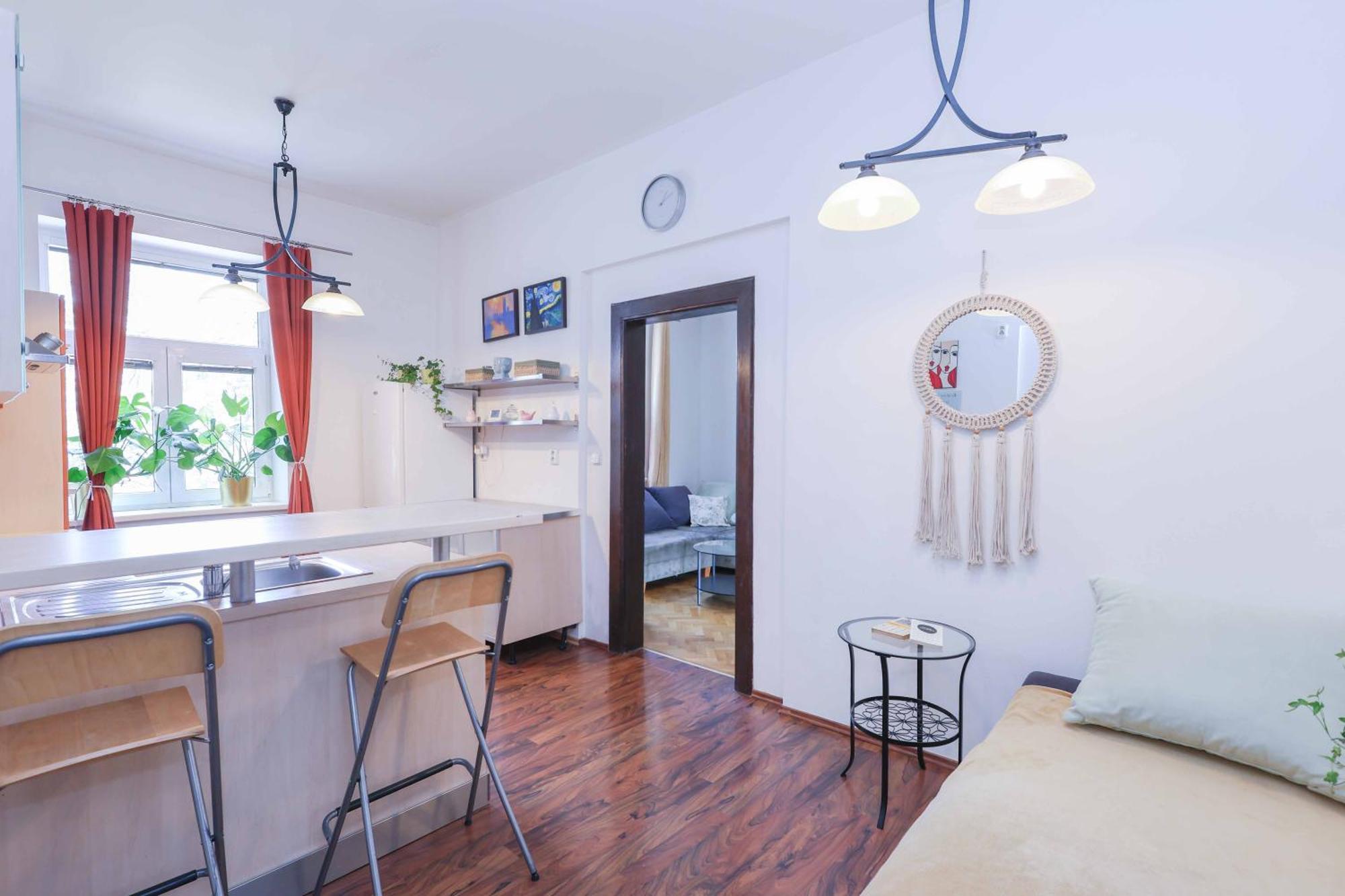 Cozy & Spacious Family Stay Near Train Station Μπρατισλάβα Εξωτερικό φωτογραφία