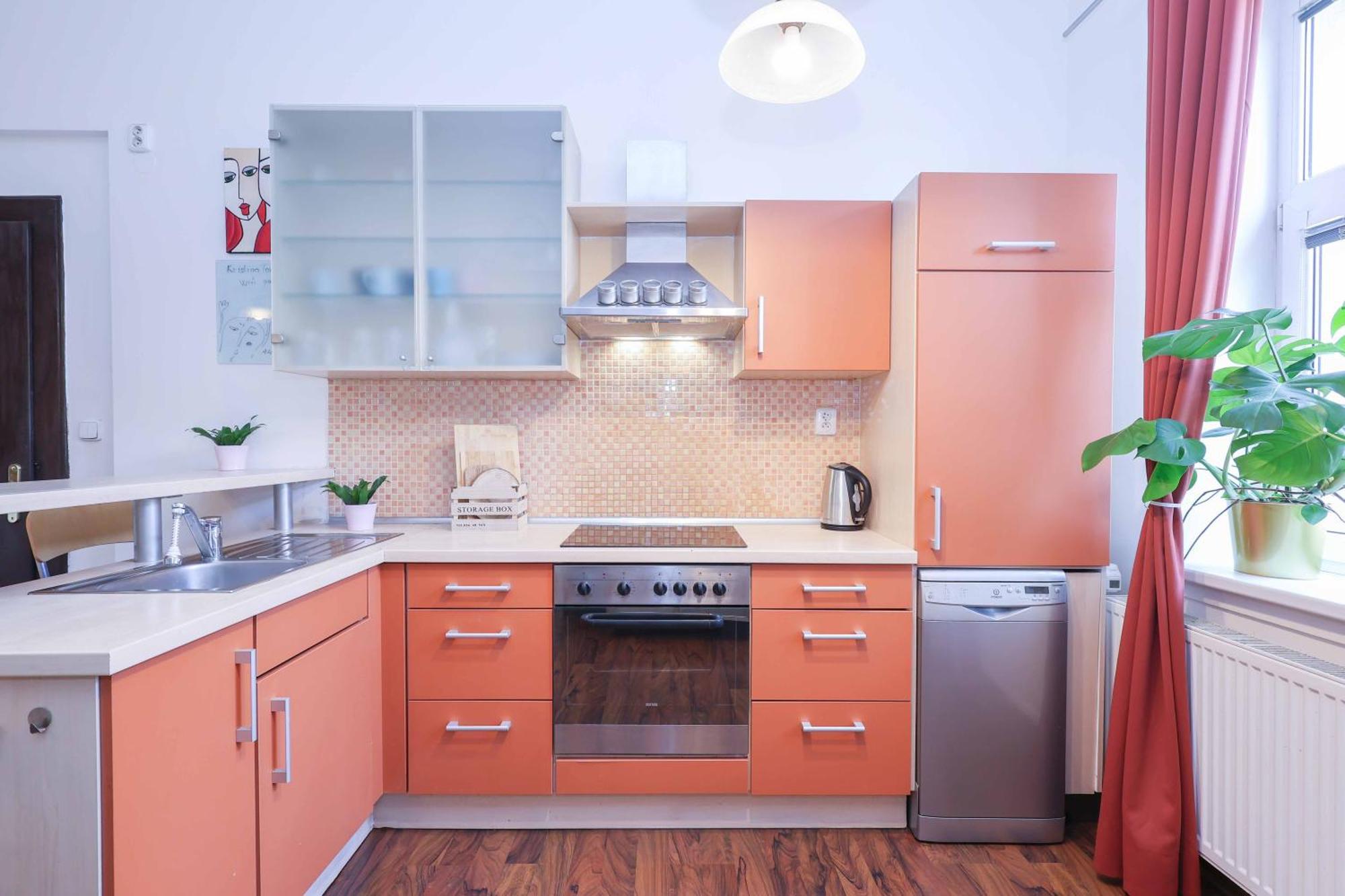 Cozy & Spacious Family Stay Near Train Station Μπρατισλάβα Εξωτερικό φωτογραφία